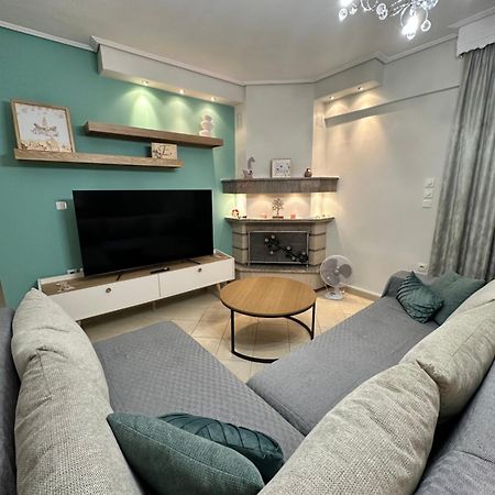 Mandalena Luxury Larissa Apartment Extérieur photo