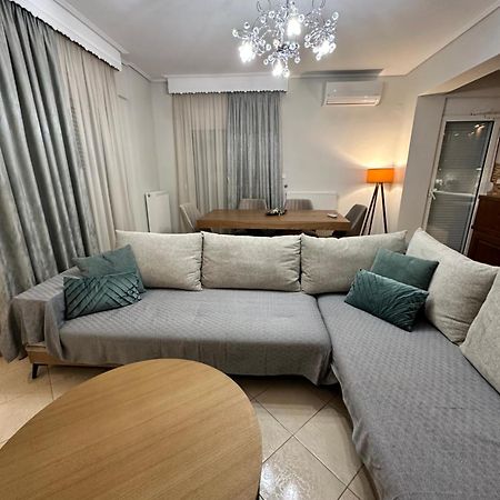 Mandalena Luxury Larissa Apartment Extérieur photo