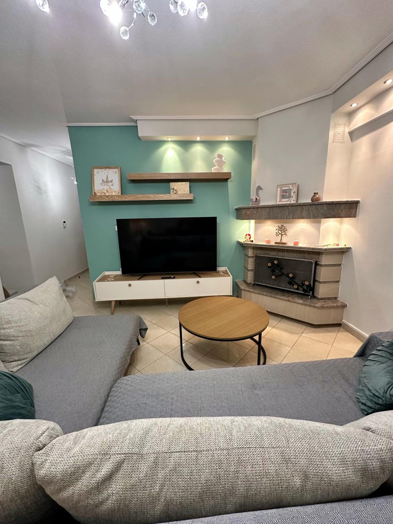 Mandalena Luxury Larissa Apartment Extérieur photo